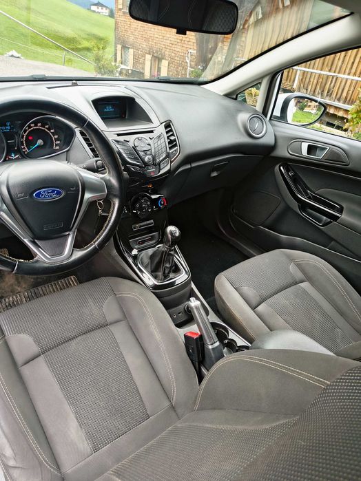 FORD Fiesta 2015 — imagine 5