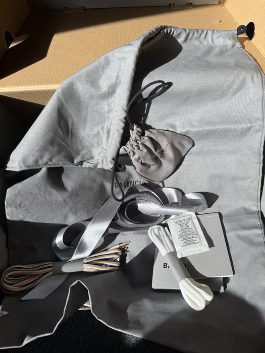 Balenciaga track led