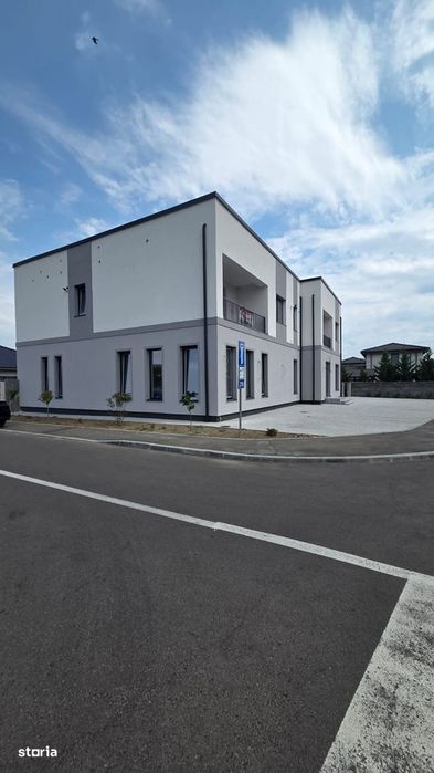 Apartament nou, semifinisat, 69 mp utili + balcon 7 mp, etaj 1