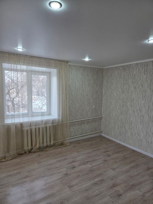 Продам 1 ком центр