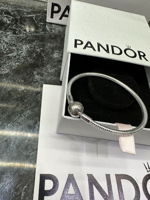 Гривна Пандора / Pandora