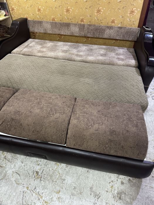 Продам диван 55000