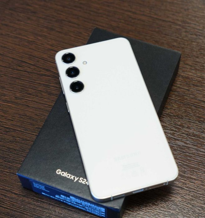 Samsung Galaxy S24 Plus 512GB 12GB RAM – Отличен, перфектно състояние