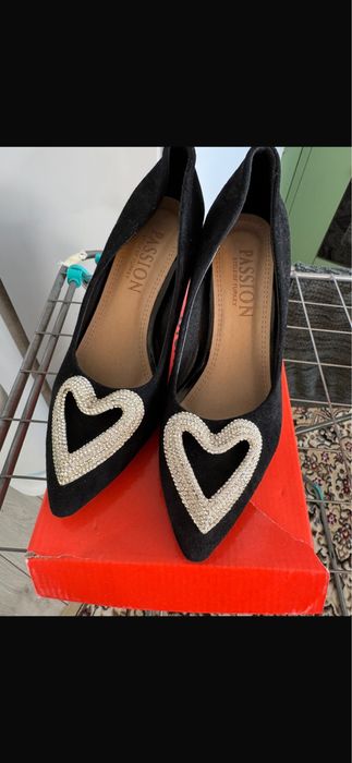 Все по 5000тг, все новые вещи