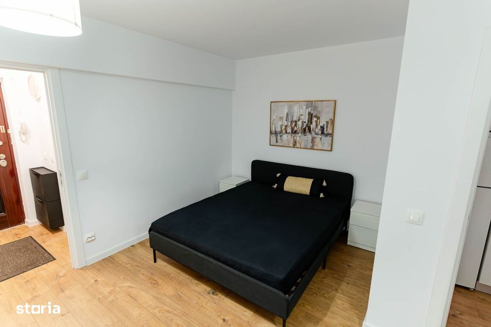 Garsoniera la prima chirie titan fix la metrou