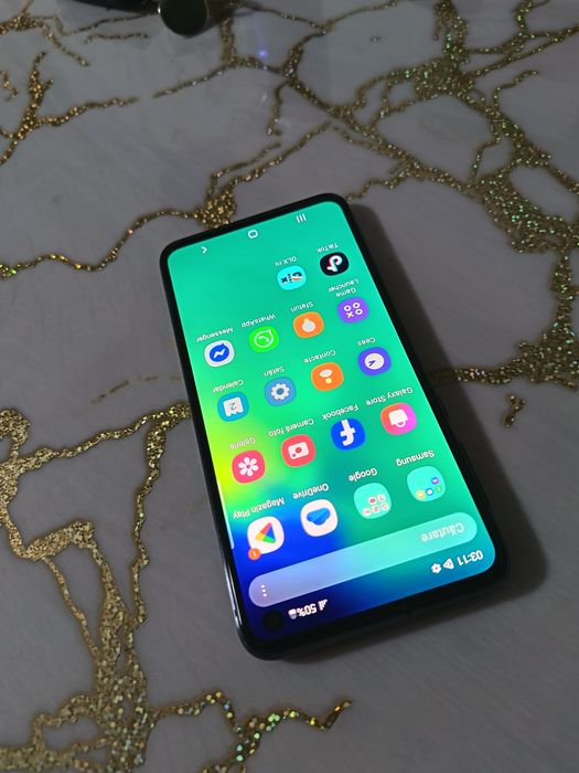 Samsung Galaxy S10E 128/6 GB RAM