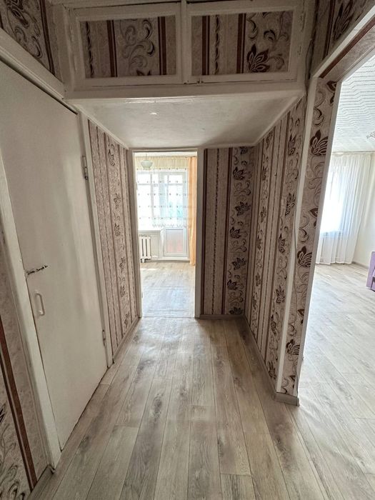 Продам 1-ком кварт 20-ом  мкр-не!