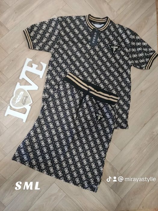 Дамски екипи  S M L - Guess,   Adidas