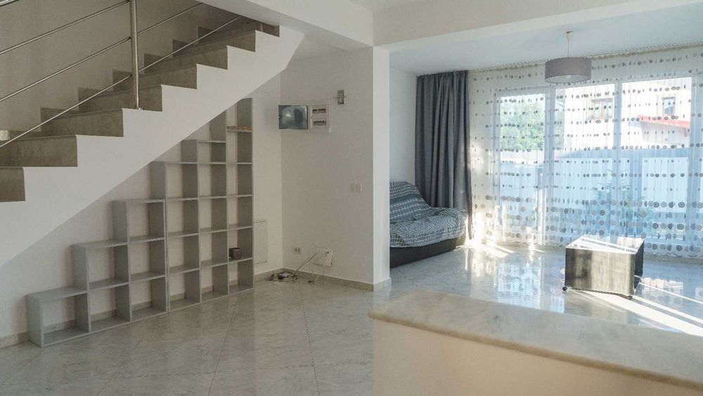 Inchiriez vilă de lux