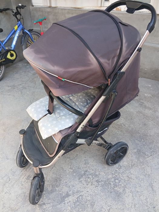 Detiski kaleska srochno sotiladi