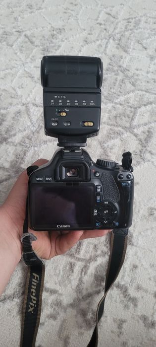 Продам фотоаппарат Canon eos550d