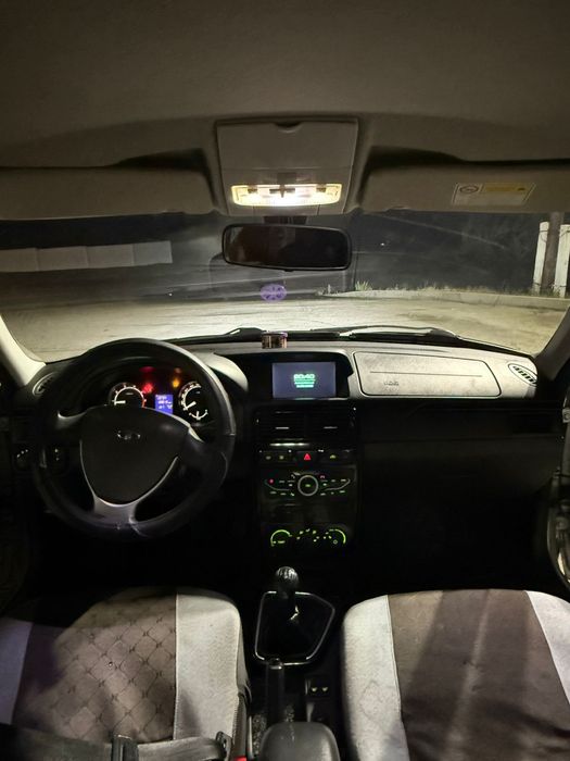 Срочно продам приору