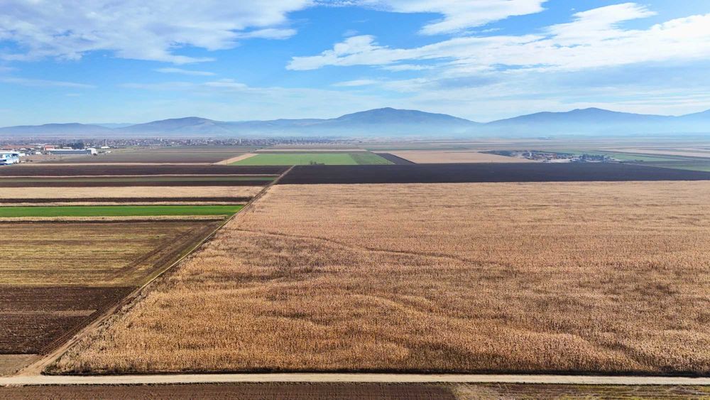 Teren 32,5 Ha compact Prejmer, Brasov. Imagini drona,tur/360