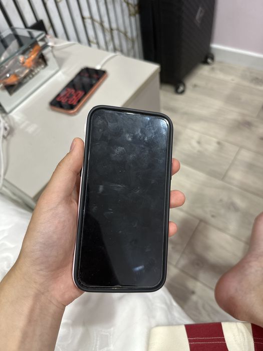 Обменяю 2 13 Pro Max на 16 Pro Max