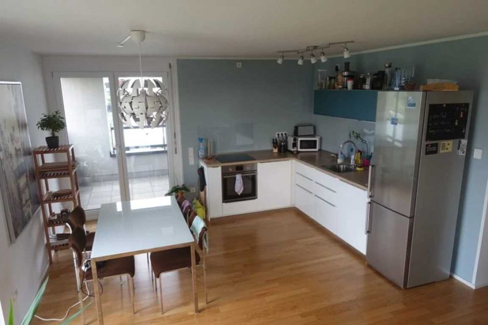 Дава се под наем Двустаен апартамент в София, Център - 65 кв.м за 400.35 € - Снимка #2