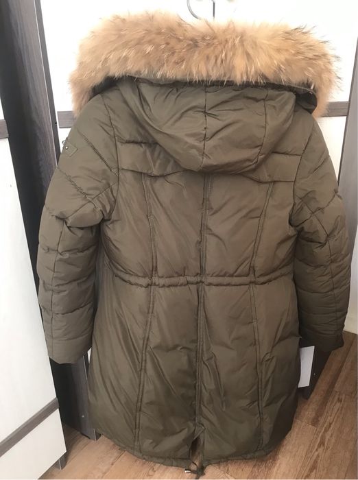 Зимний пуховик для девочки