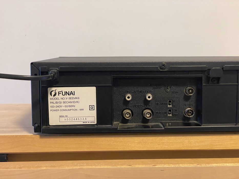 Видео плейър Funai V-3EEMK6