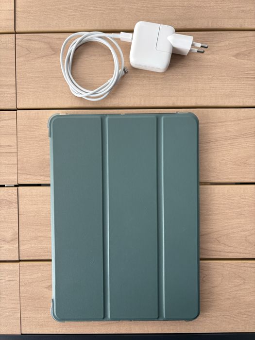 Apple iPad Air + husa protectie