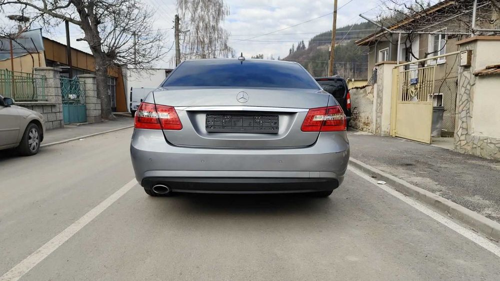 НА части Mercedes E Class W212 OM651 220 CDI AMG xenon 18 джанти бял