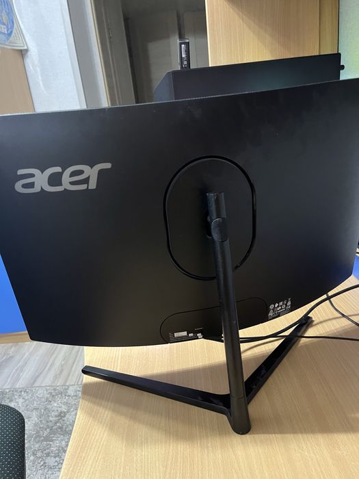 Монитор Acer EI242QR