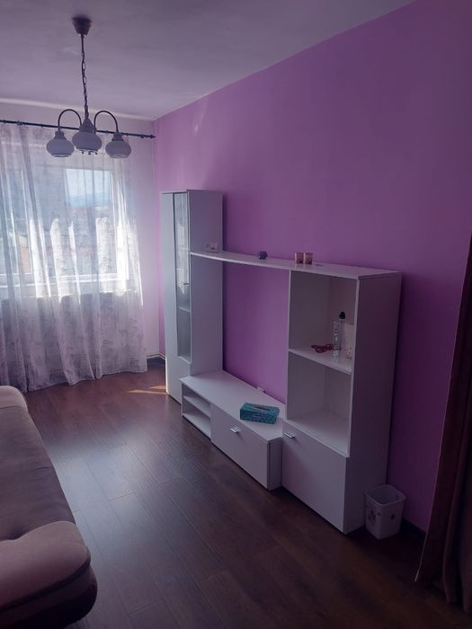 Inchiriez apartament 3 camere Ostroveni
