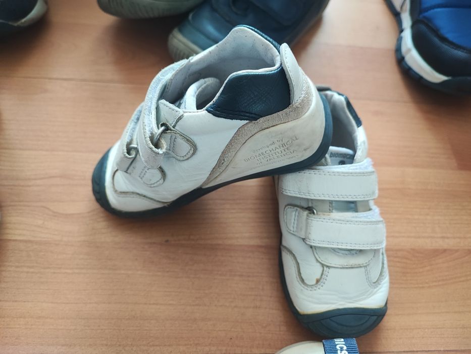 Детски маратонки и боти различни размери