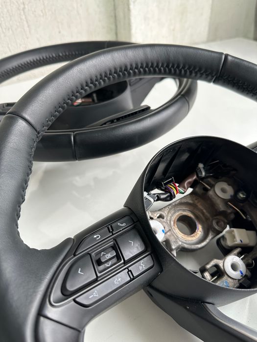 Волан Toyota Yaris Cross 21-25