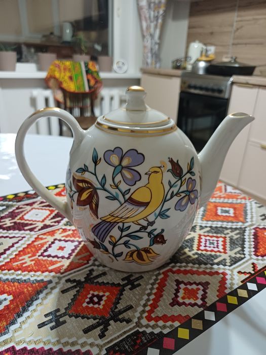 Продам заварочные чайники.
