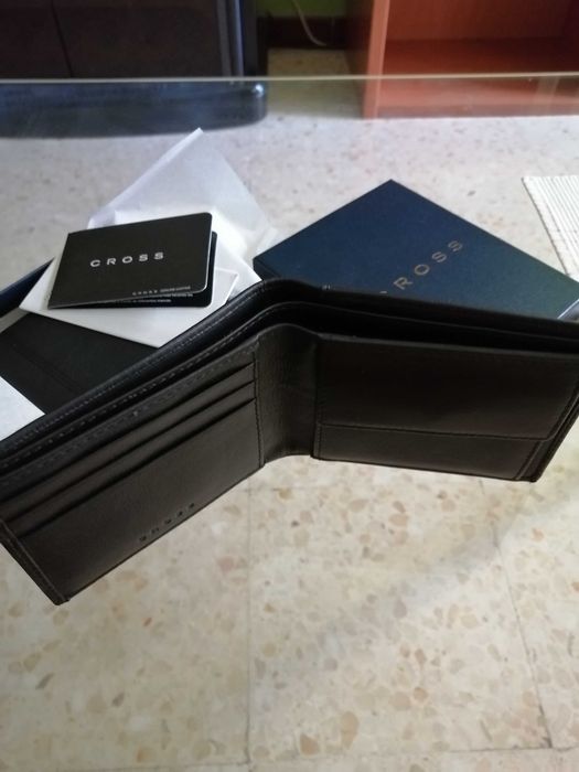 ОФЕРТА-Нови на 100 лв.Мъжко портомне от естествена кожа