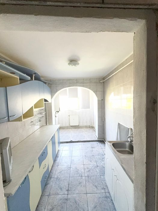 Apartament 3 camere de vanzare Galati micro 16