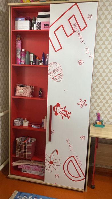 Шкаф для одежды.