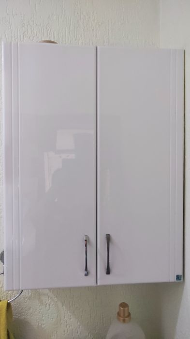 Продам шкаф б.у зеркало в подарок