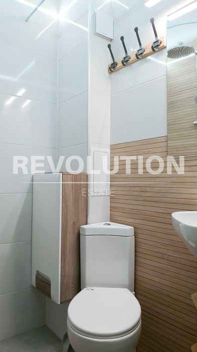 Дава се под наем Едностаен апартамент в Варна, Колхозен пазар - 32 кв.м за 360 € - Снимка #3