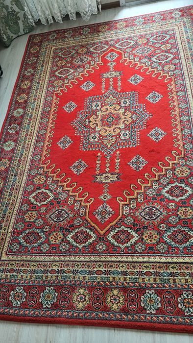 Продам ковер 2 х 3