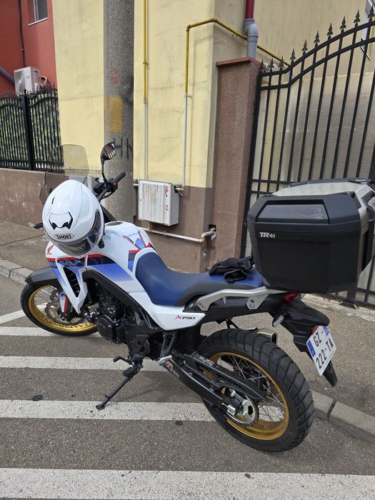 Honda transalp 750