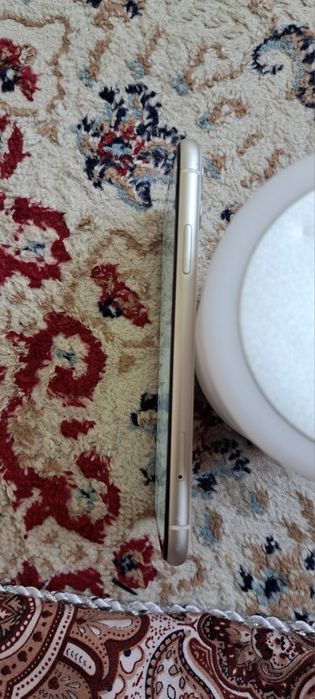 iPhone 11 128gb.