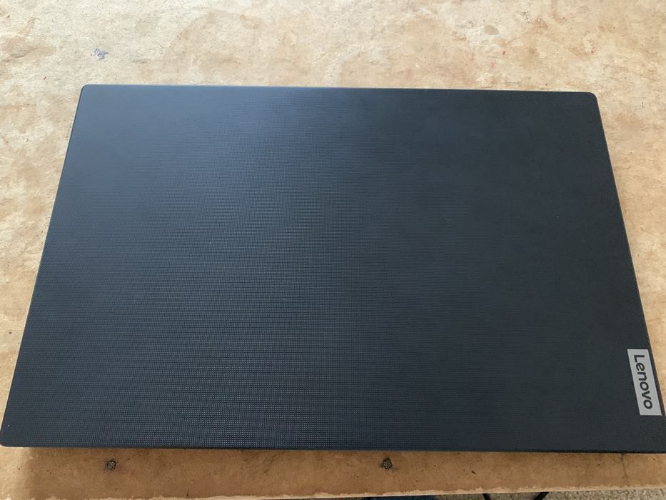 Ноутбук Леново V15 G4