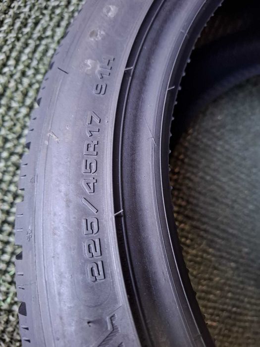 225 45 17 kleber dunlop
