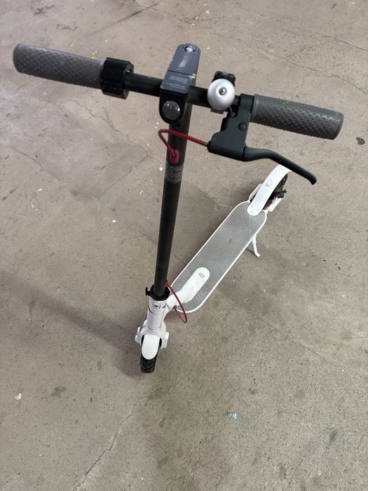 Xiaomi Mi Electric Scooter M365