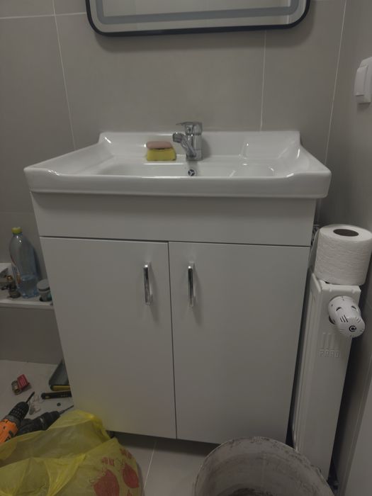 Продам тумбу с раковиной!!!