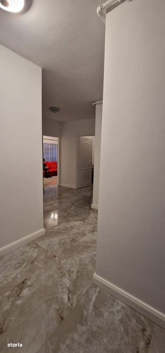 3 cam.et.2, Rezidential Vannisis, Milano, parcare, 2 dormitoare,2 bai