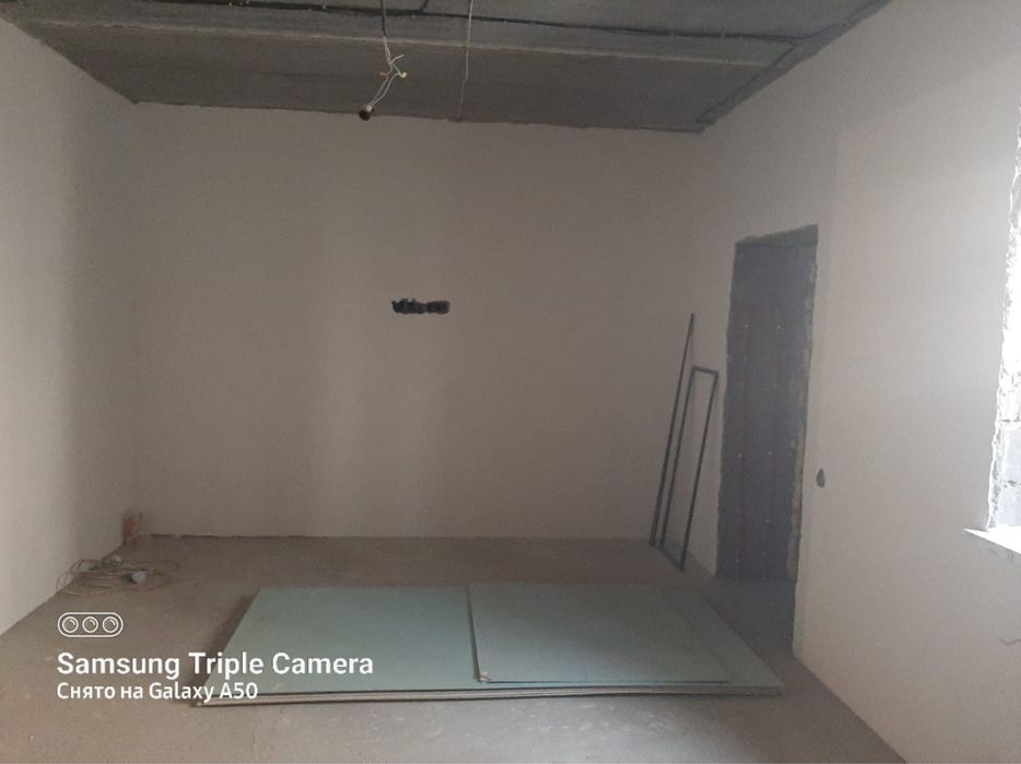 Продается двухуровневый Танхаус в районе Гипормаркет Дина