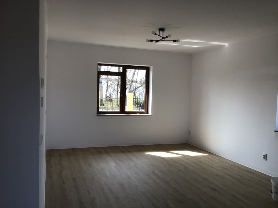 finisaje exterioare sau interioare,case la roșu sau la cheiei,tencuieli mecanizate,placări cu polistiren sau vata,montaj rigips zona Oradea +/-20km