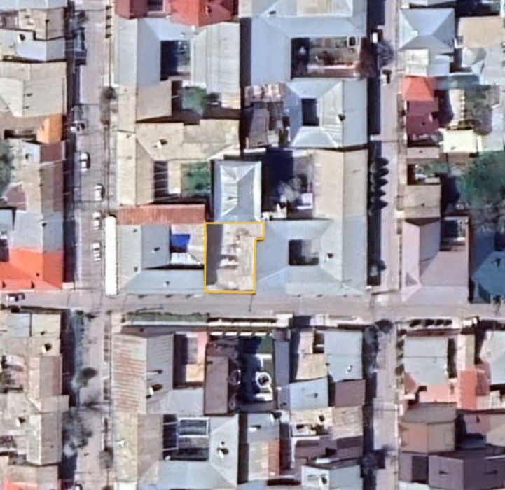 Продаётся дом 2,7 сотки в центре города Самарканд