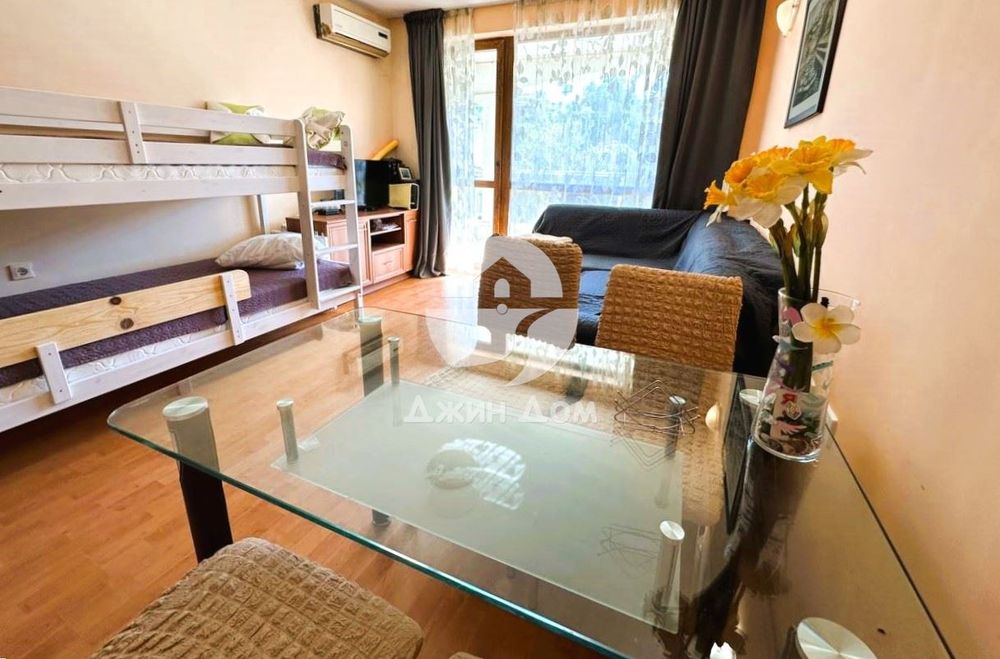 Продава се Едностаен апартамент в к.к. Слънчев бряг - 46 кв.м за 979 €/кв.м - Снимка #1