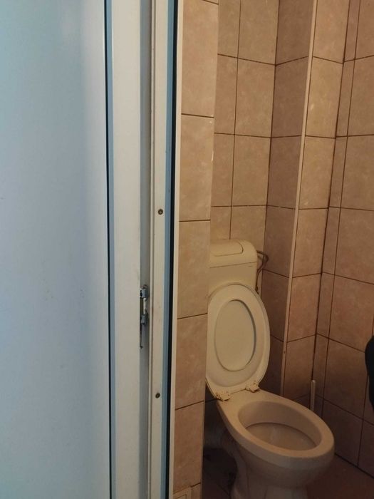 Închiriez spațiu de locuit , SU = 18 Mp, Strada George Enescu