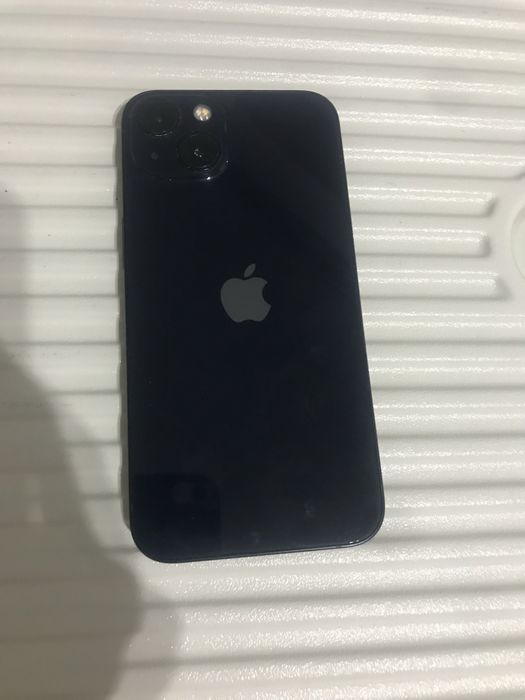 Продам iphone 13