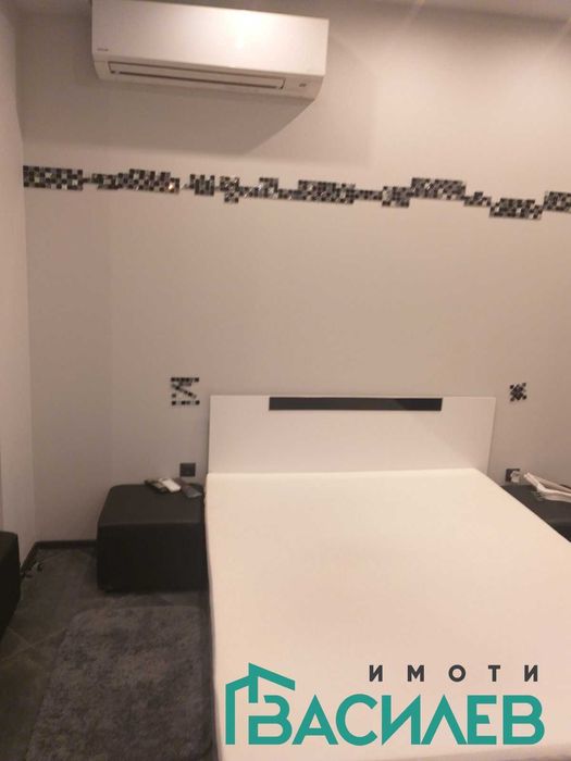 Дава се под наем Едностаен апартамент в София, Център - 40 кв.м за 508.47 € - Снимка #2