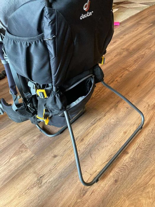 Раница за носене на дете Deuter