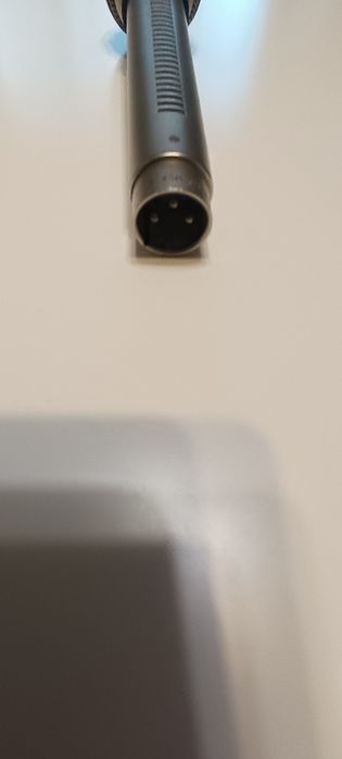 Винтидж микрофон  AKG D24